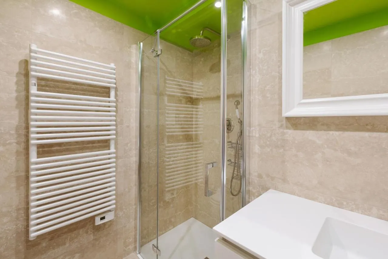 Luxury & Liberty Duomo Apartment Milan